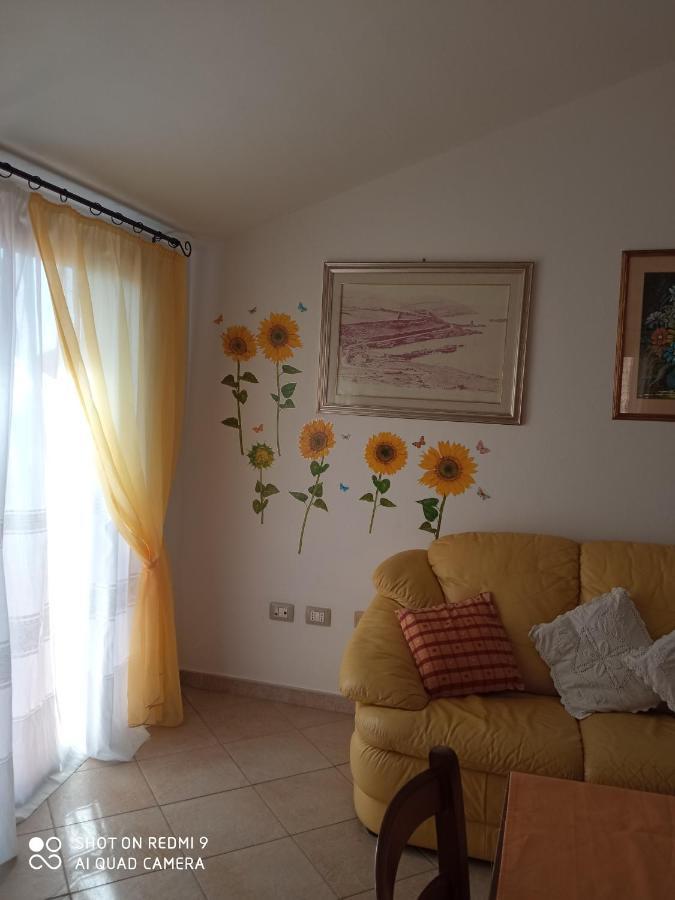 卡斯特尔萨多Casa Girasole公寓 外观 照片